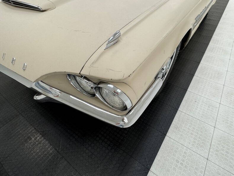 1964 Ford Thunderbird