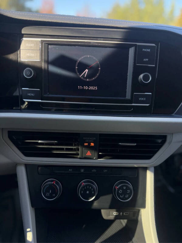 2024 Volkswagen Jetta S