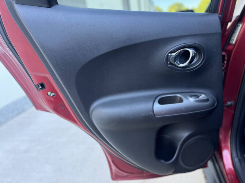 2015 Nissan JUKE S