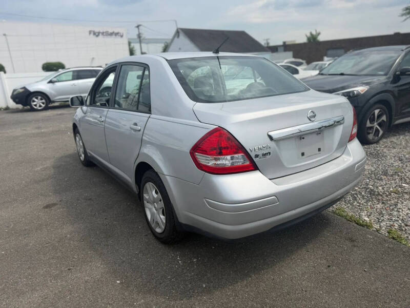 2011 Nissan Versa