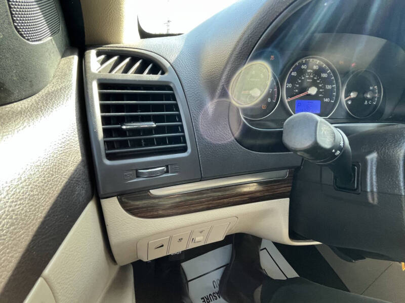 2012 Hyundai Santa Fe GLS