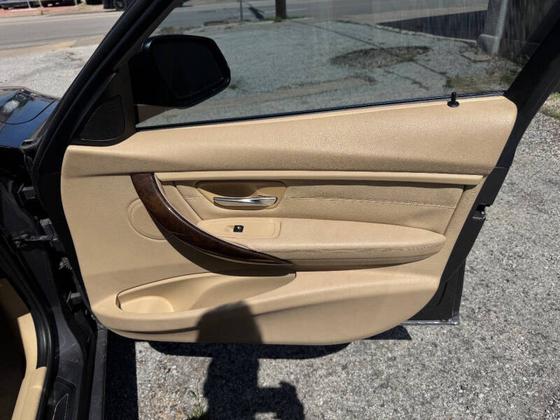 2015 BMW 3 Series 328i