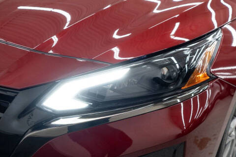 2023 Nissan Altima 2.0 SR