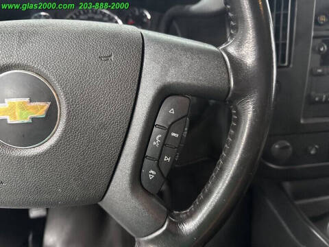 2022 Chevrolet Express LS 3500