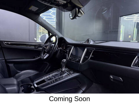 2017 Porsche Macan S