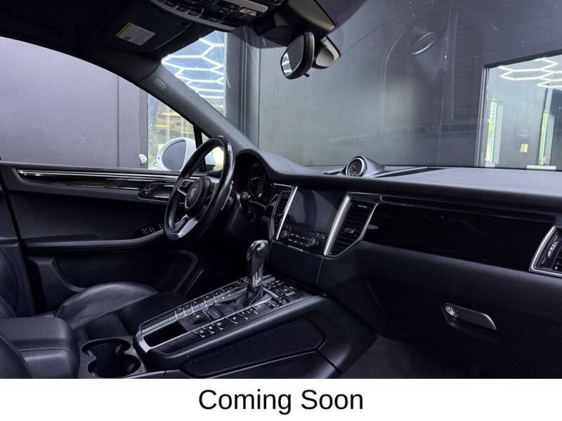 2017 Porsche Macan S