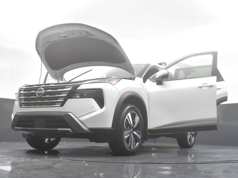 2025 Nissan Rogue SL