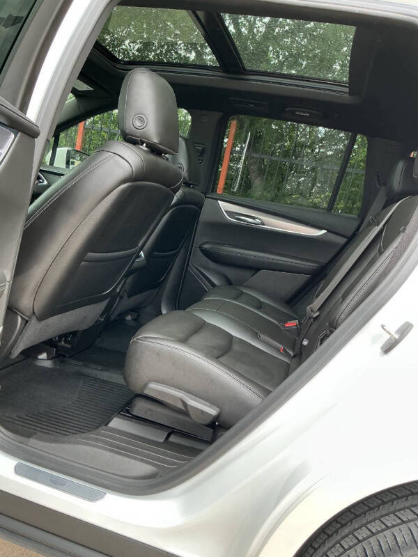 2024 Cadillac XT6 Luxury