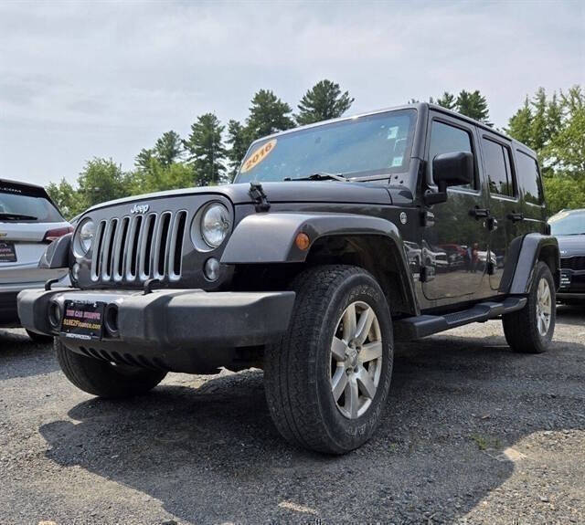 2016 Jeep Wrangler Unlimited Sahara's photo