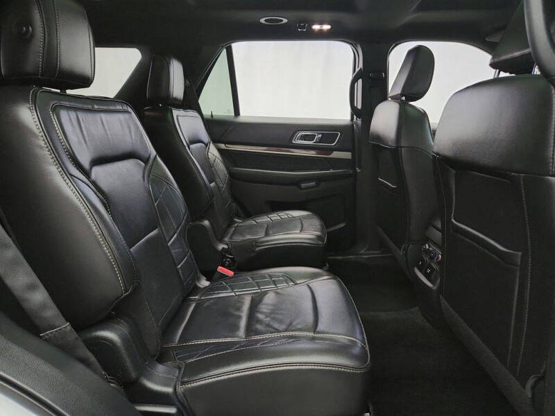 2018 Ford Explorer Platinum