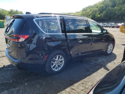 2022 Chrysler Pacifica Touring L