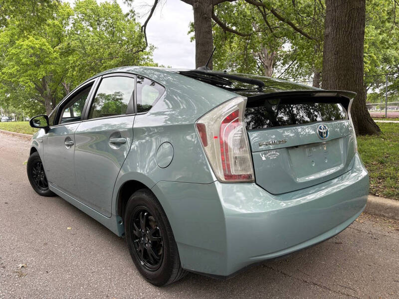 2014 Toyota Prius Two
