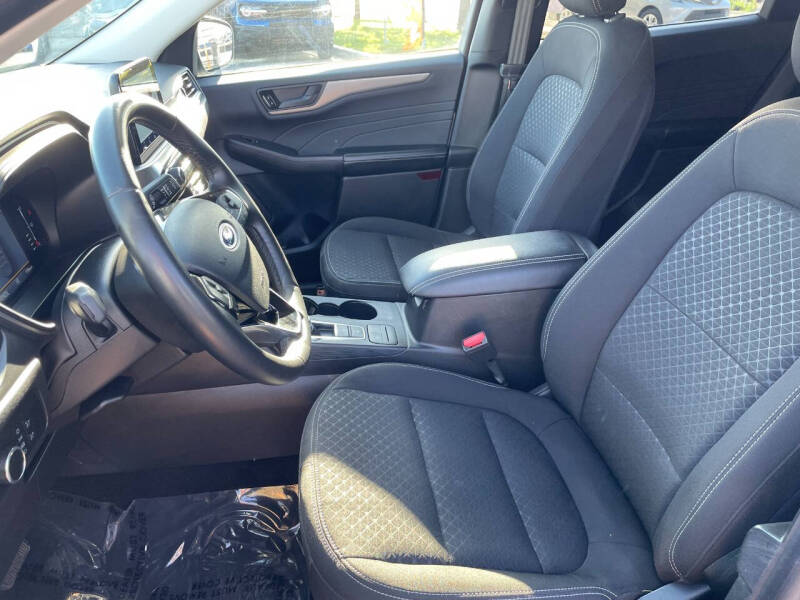 2024 Ford Escape Active