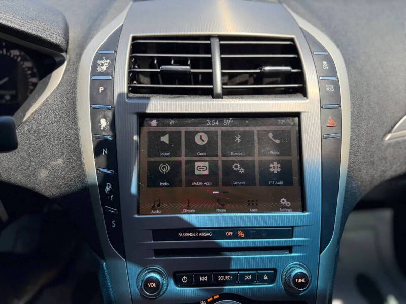 2017 Lincoln MKZ Premiere
