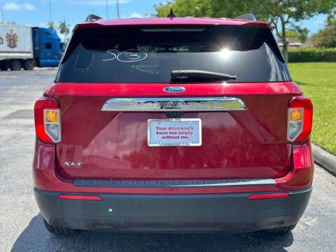 2022 Ford Explorer XLT