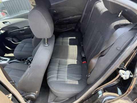 2018 Chevrolet Sonic LT Auto