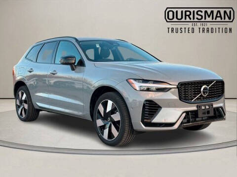 2025 Volvo XC60 T8 Plus Dark Theme