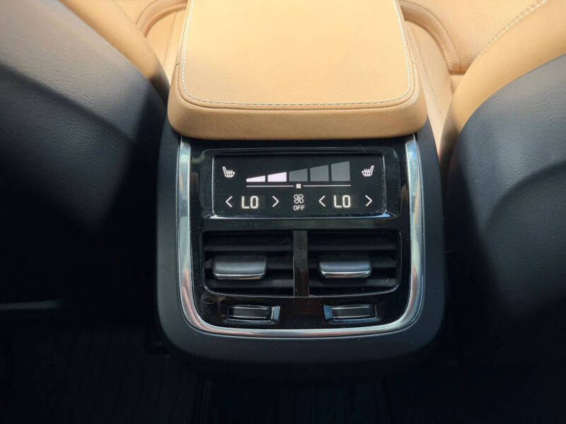 2016 Volvo XC90 T6 Inscription
