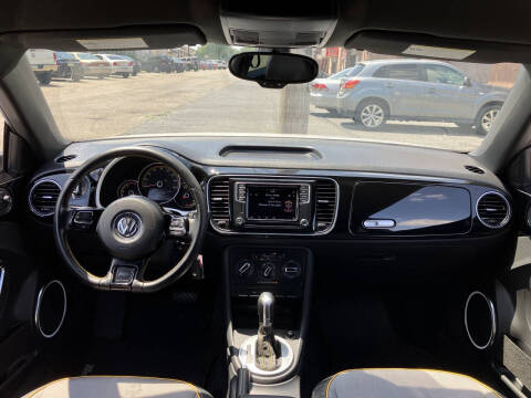 2016 Volkswagen Beetle 1.8T Dune PZEV