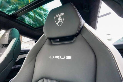 2024 Lamborghini Urus S