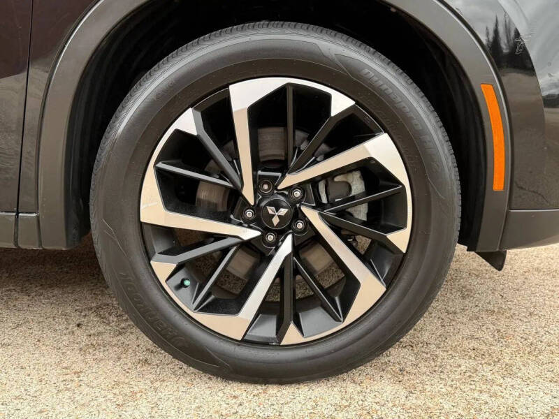 2022 Mitsubishi Outlander ES