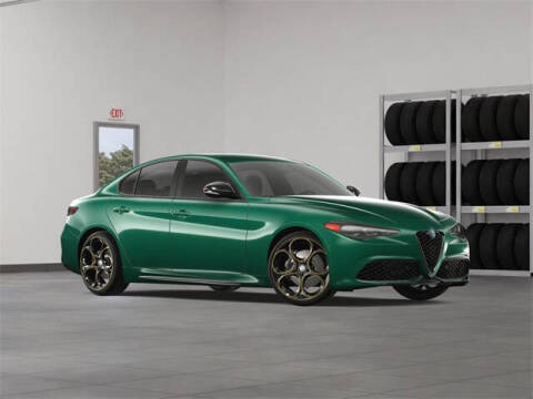 2025 Alfa Romeo Giulia Intensa