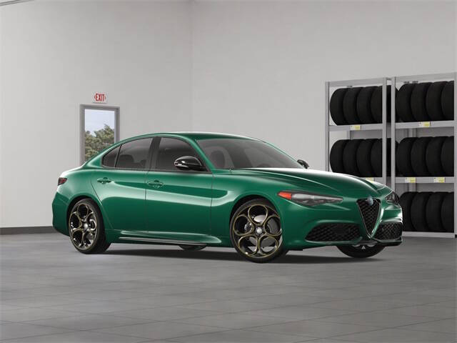2025 Alfa Romeo Giulia Intensa
