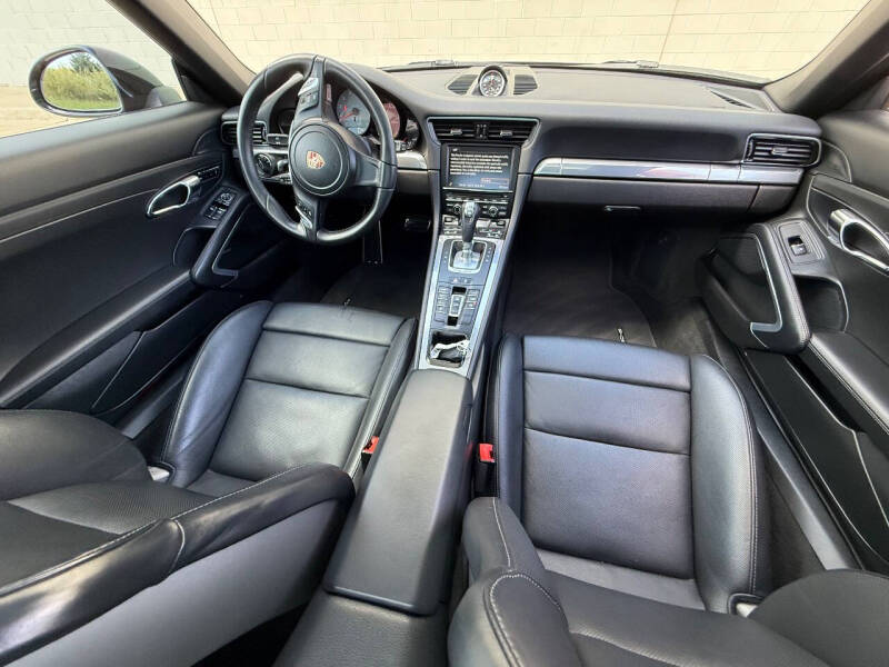 2014 Porsche 911 Carrera