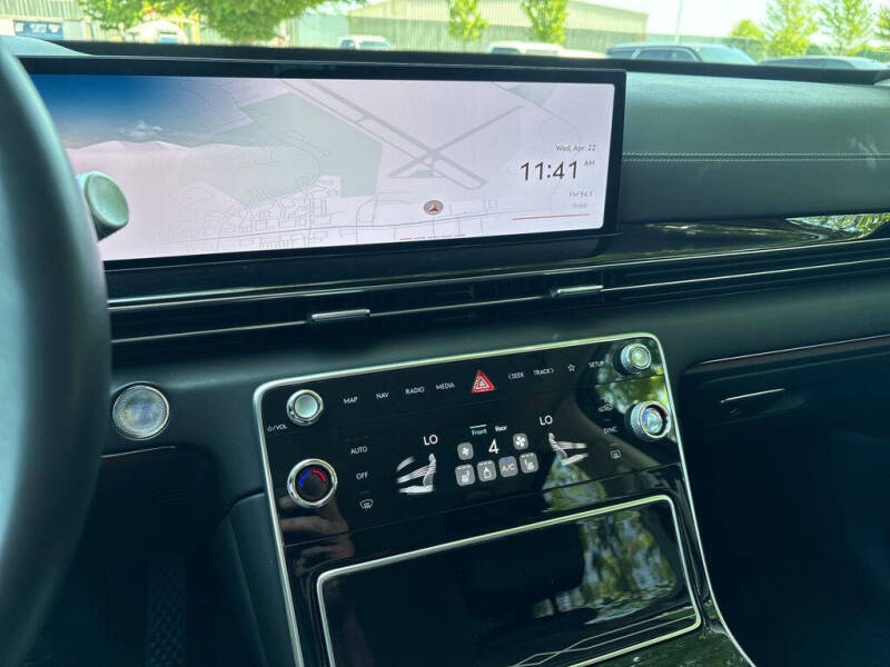 2025 Genesis GV80 2.5T Standard