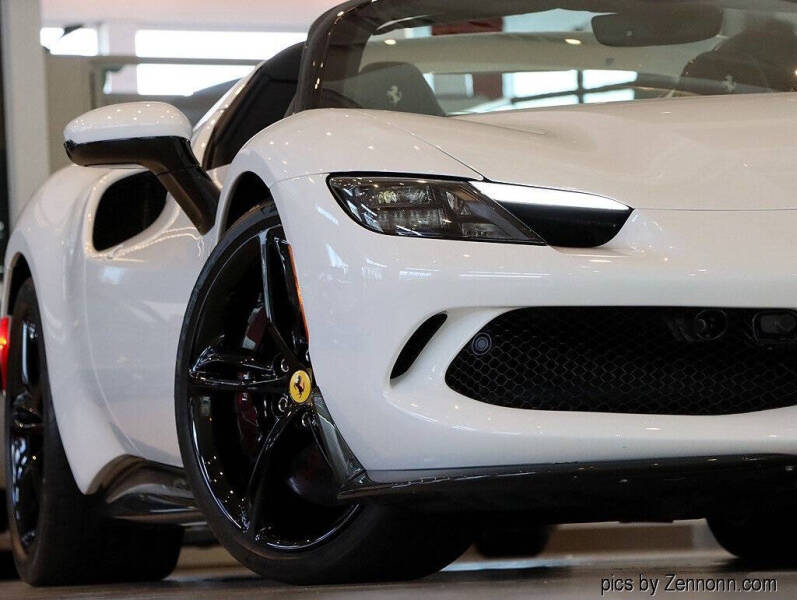 2025 Ferrari 296 GTS