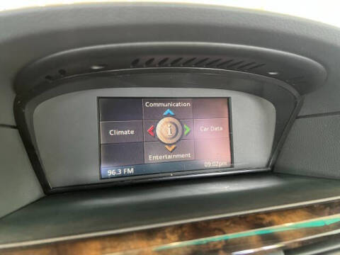 2004 BMW 5 Series 525i
