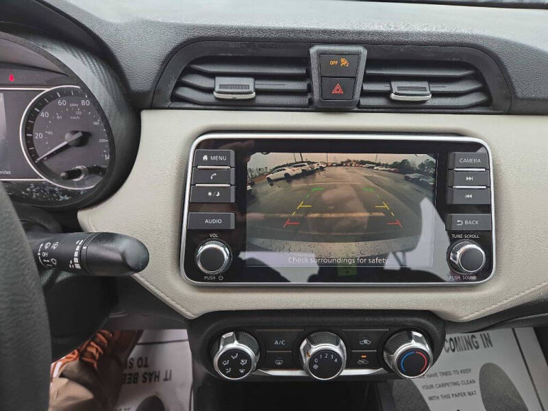 2021 Nissan Versa SV