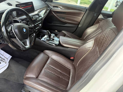 2019 BMW 5 Series 540i
