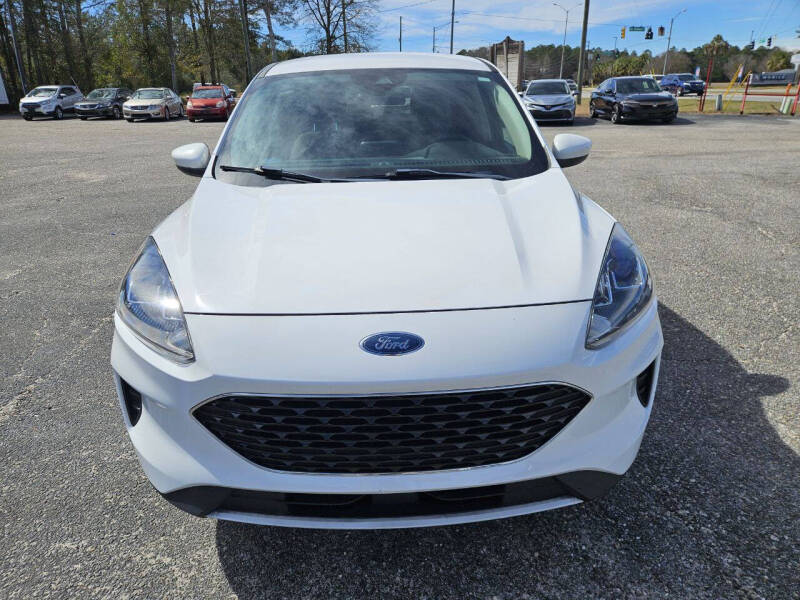 2020 Ford Escape SE