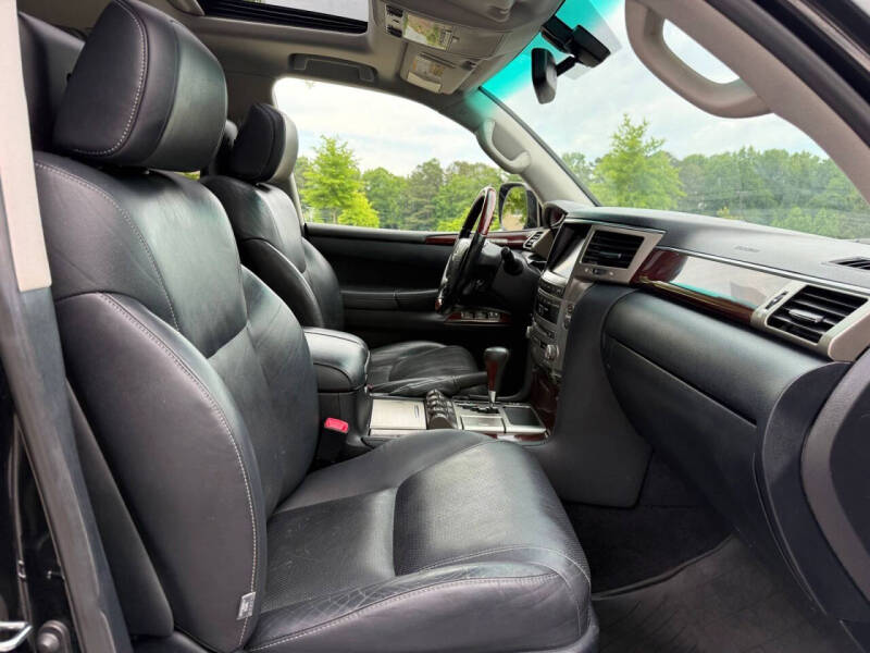 2015 Lexus LX 570