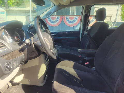 2013 Dodge Grand Caravan SE