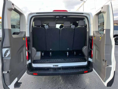 2023 Ford Transit 350 XLT