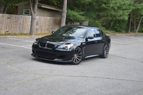 2006 BMW M5 for sale at Alpha Motors in Knoxville TN