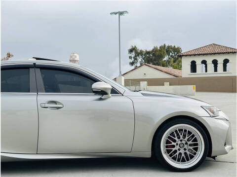 2018 Lexus IS 300