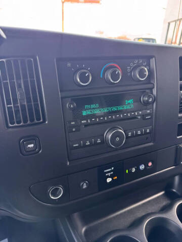 2021 Chevrolet Express 2500