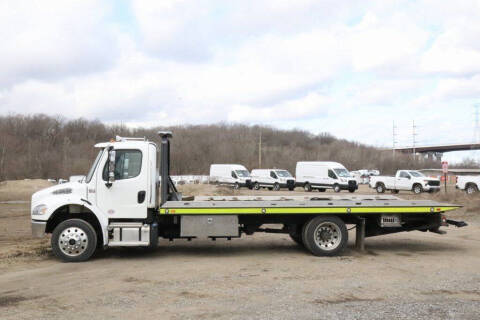 2021 Freightliner M2 106