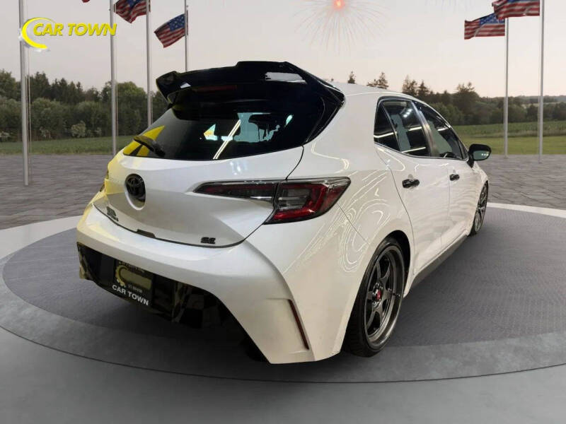 2020 Toyota Corolla Hatchback SE Nightshade Edition