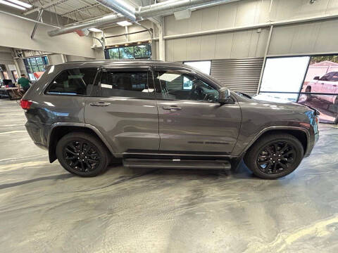 2017 Jeep Grand Cherokee Altitude
