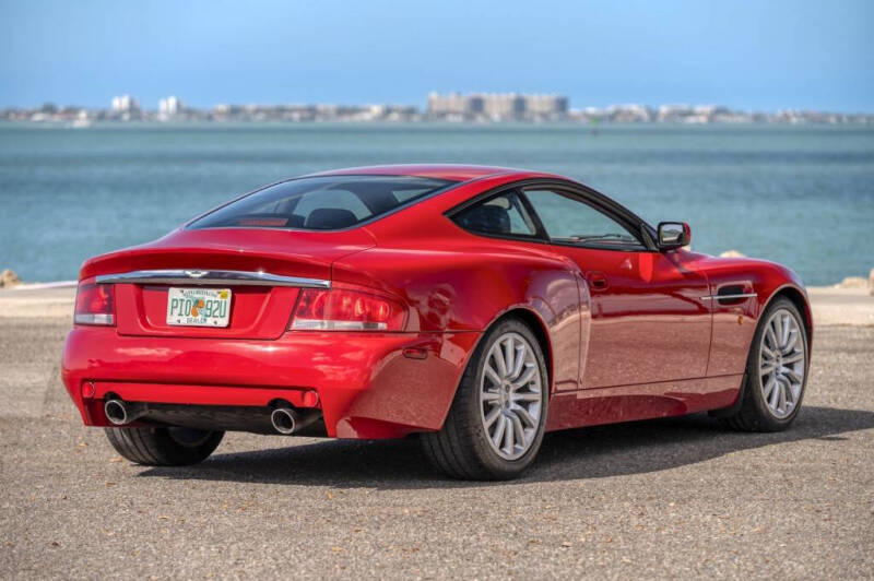 2002 Aston Martin Vanquish
