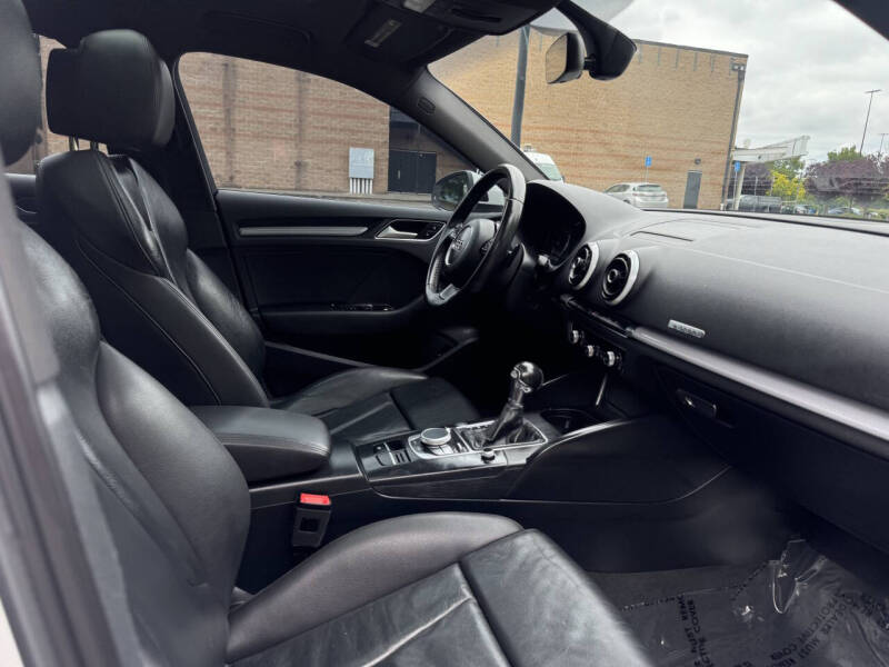 2016 Audi A3 Sportback e-tron 1.4T Premium Plus