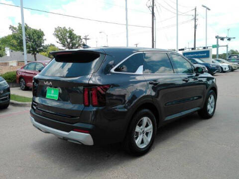 2025 Kia Sorento LX