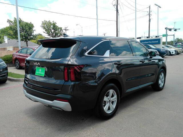 2025 Kia Sorento LX