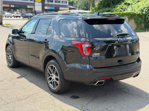 2016 Ford Explorer Sport