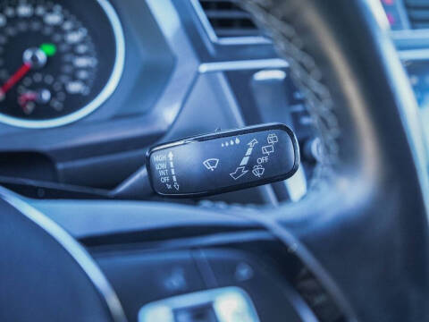 2021 Volkswagen Tiguan SE R-Line Black