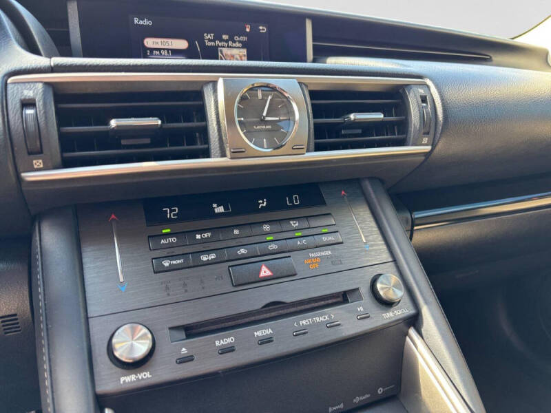 2019 Lexus IS 300